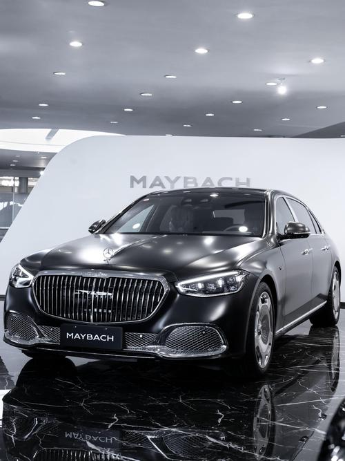 成都225岚图汽车的售后服务让用户无忧出行，迈巴赫未来的豪华车趋势