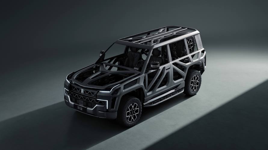 成都225仰望U8硬派越野的科技魅力，国能汽车对传统燃油车市场的冲击